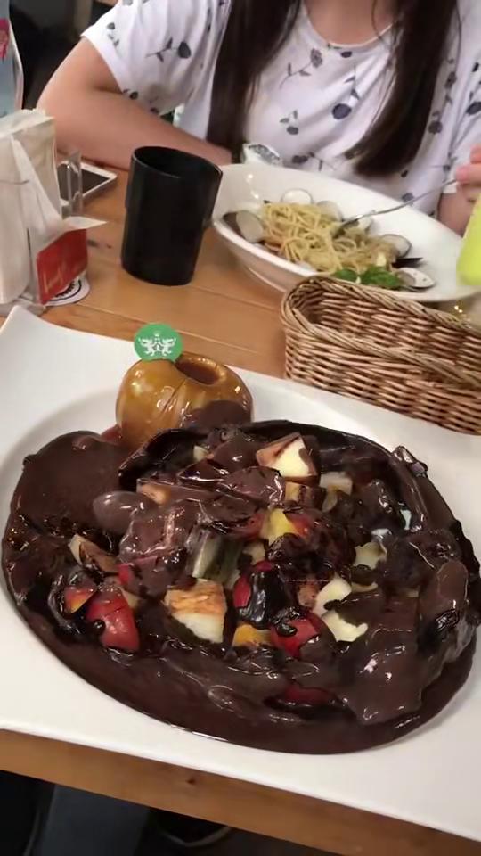 巧克力网红吃,甜蜜诱惑背后的故事