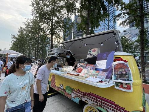 交子大道网红街招商,繁华商业新地标，招商盛启未来潮流
